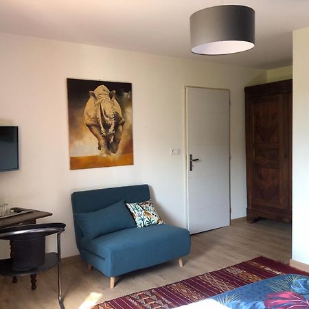 Chambre Sur Une Ile Saint-Bonnet-de-Rochefort المظهر الخارجي الصورة
